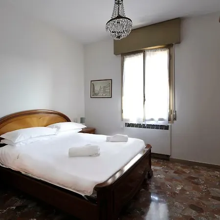 Corrado Ricci Halldis Apartment